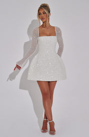 Dainora Dress front