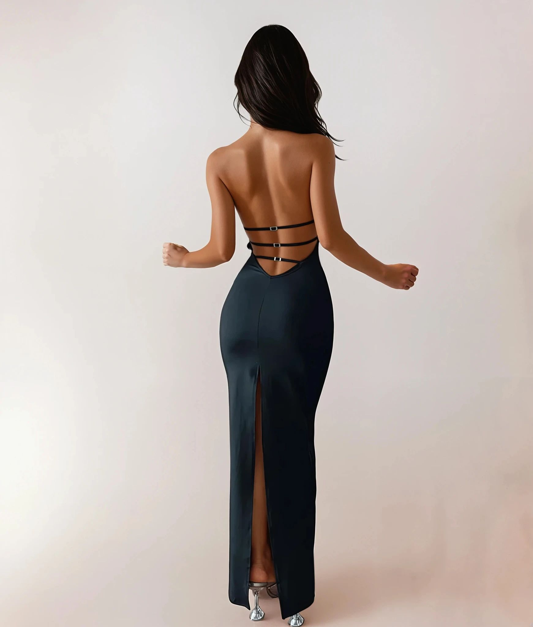 Saryna_Black_6-Natalia-Warm_Studio.jpg