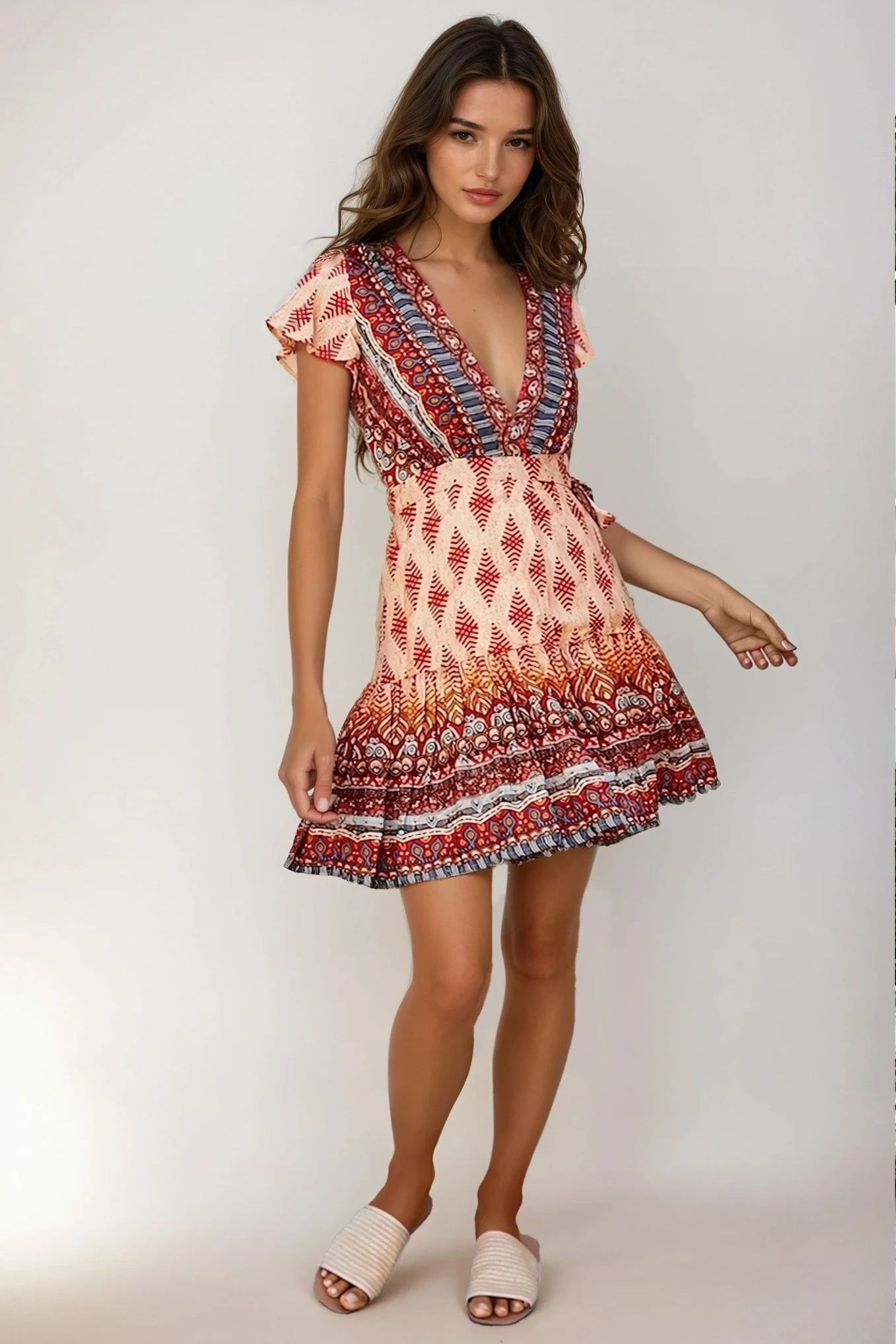 Sivoria_print_Front2-Nika-Warm_Studio_1.jpg